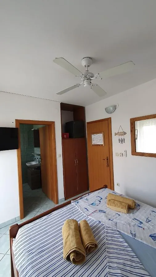 Apartments Ok Lopar