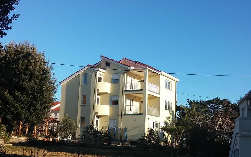 Apartments Ok Lopar