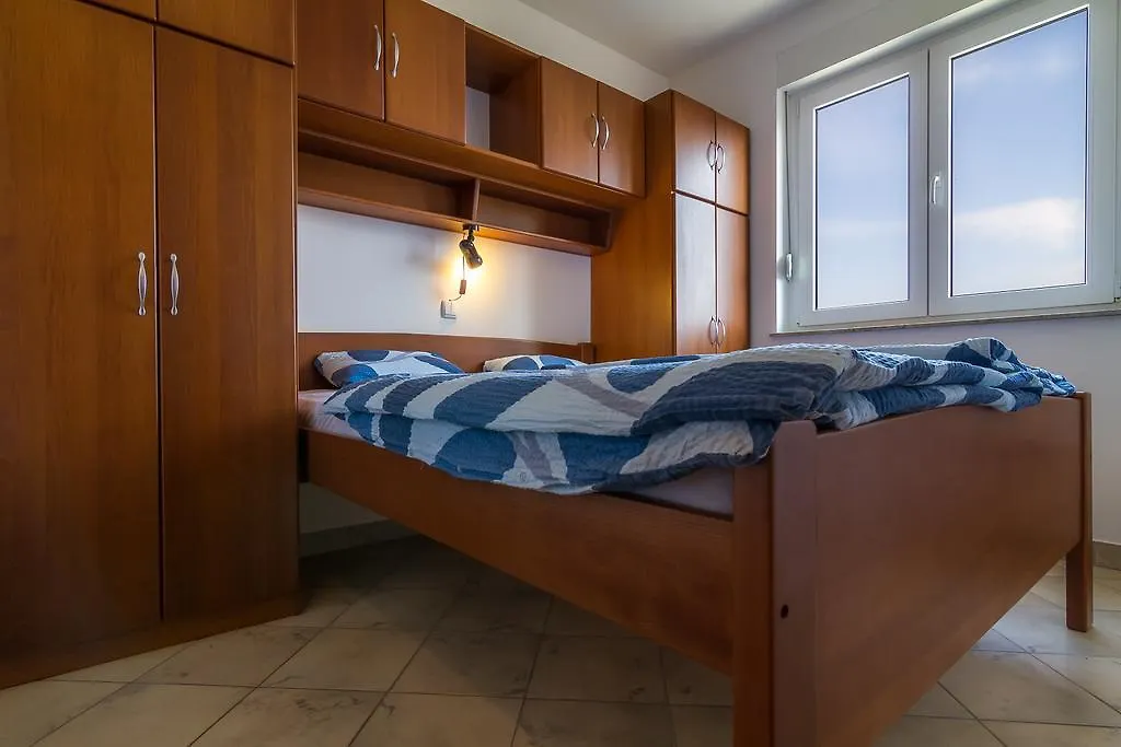 Apartments Ok Lopar
